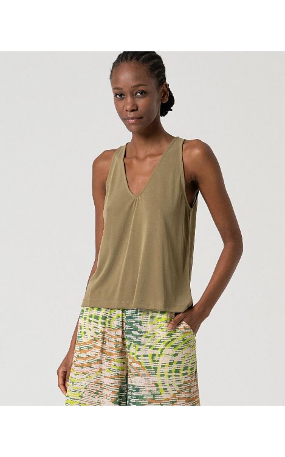 CAMISETA MUJER TIRANTES CUELLO PICO SURK