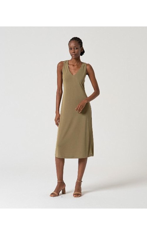 VESTIDO TIRANTES ESCOTE PICO LISO SURK 