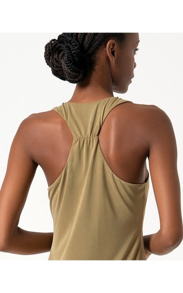 VESTIDO TIRANTES ESCOTE PICO LISO SURK 