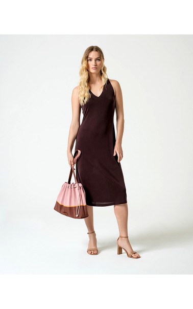 VESTIDO MIDI CUELLO PICO TIRANTES SURK 