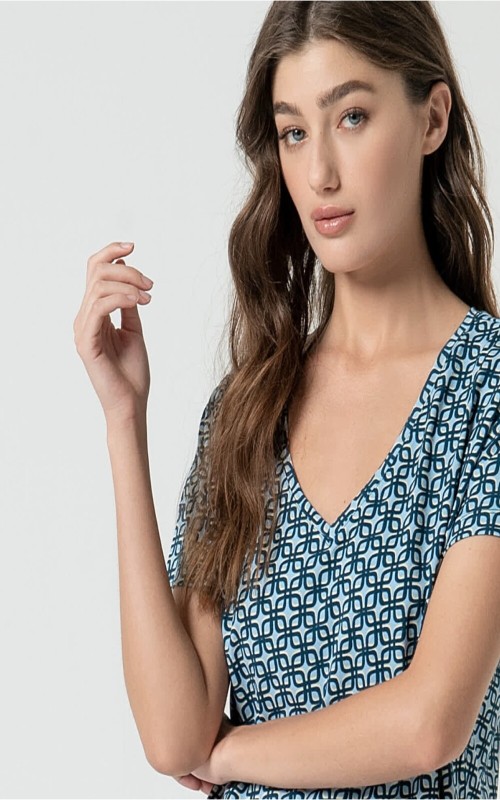 CAMISETA MUJER CUELLO PICO ESTAMPADA SURK 
