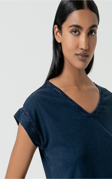 CAMISETA MUJER ALGODON ORGANICO CUELLO PICO LISA SURK 