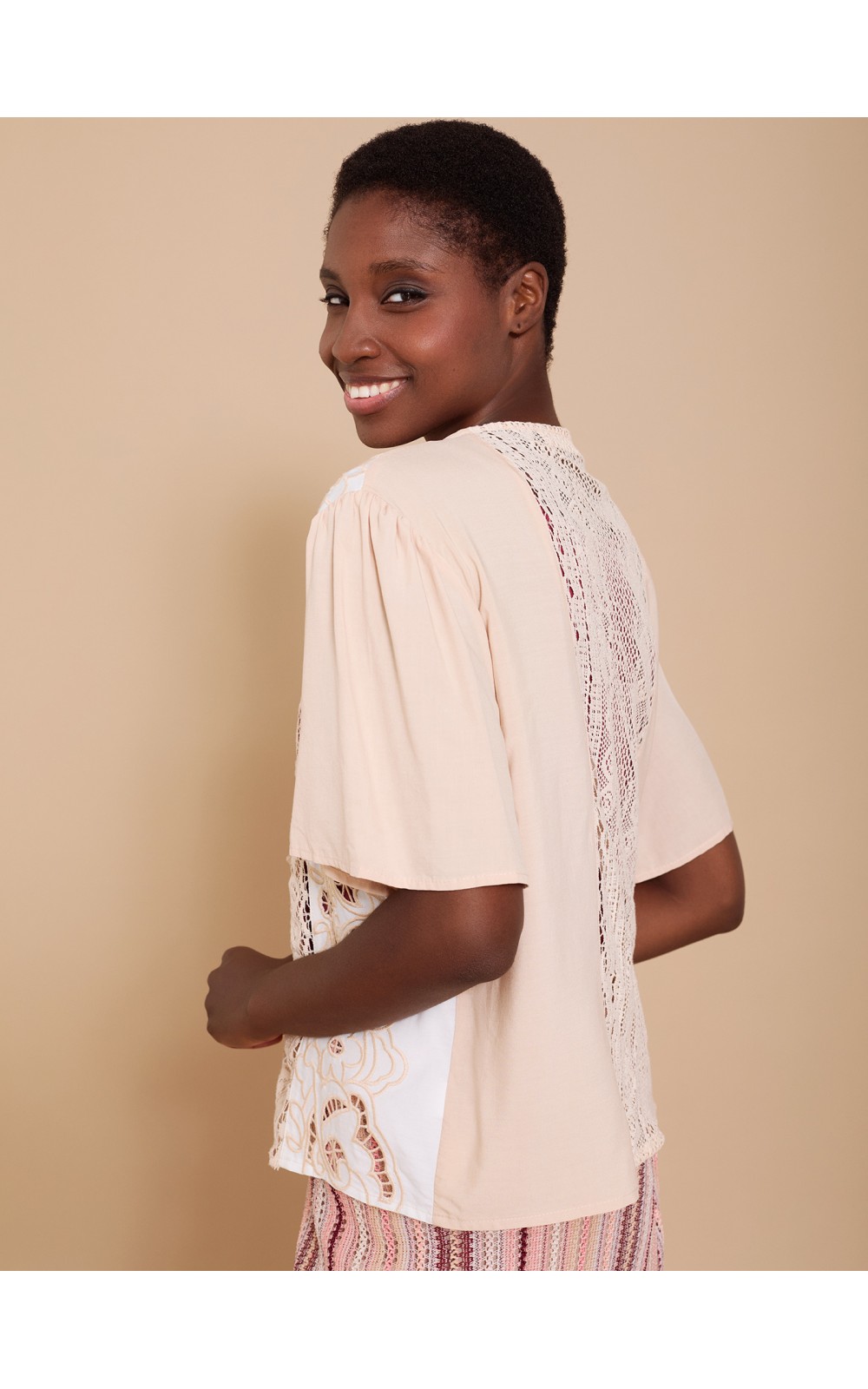 BLUSA SOBRECAMISA CALADA MEIS 