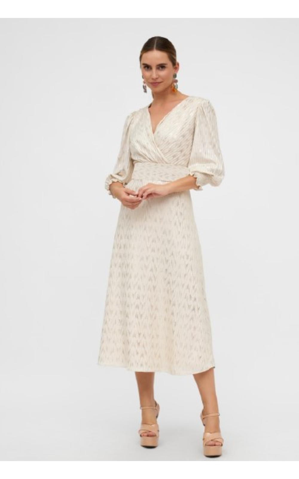VESTIDO INVITADA PLISADO CON DETALLES BRILLO ROLE PLIS 