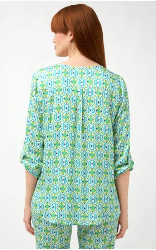 BLUSA ESTAMPADA CON BOTONES OCULTOS TINT CASUAL 