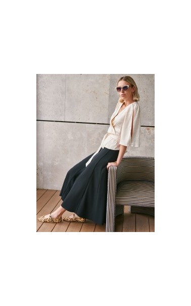 BLUSA INVITADA LISA CRUZADA RASO LAMU 