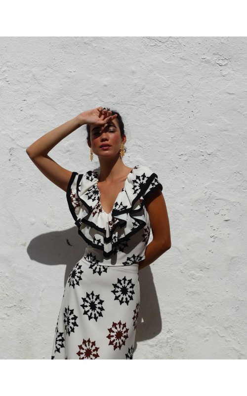 BLUSA CREPE INVITADA VOLANTE VARE 