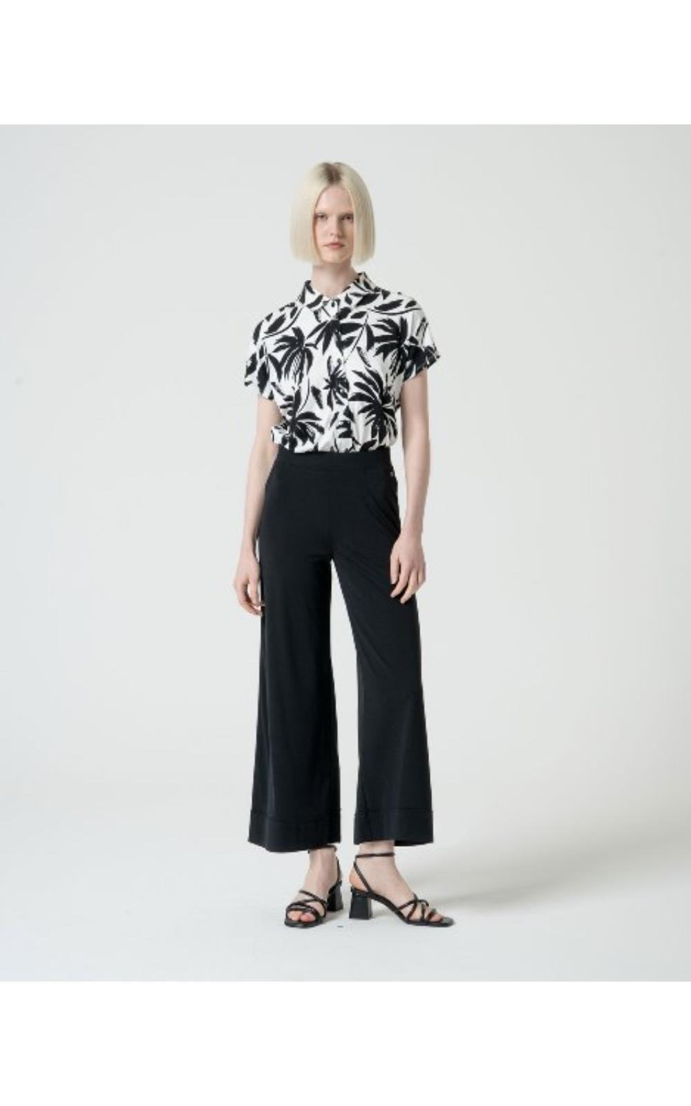 PANTALON MUJER CROPPED LISO SURK 